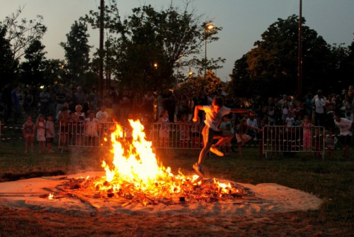 03 - Feu de la Saint-Jean 2014 - c Mairie de Perols